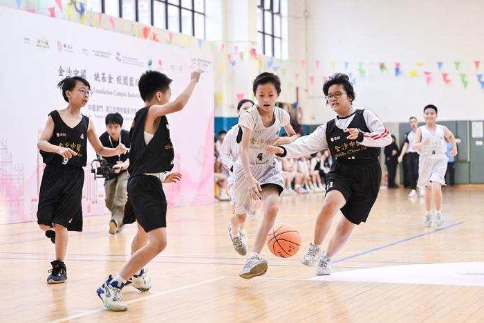 老年篮球爱好者如何练习控卫技巧_0